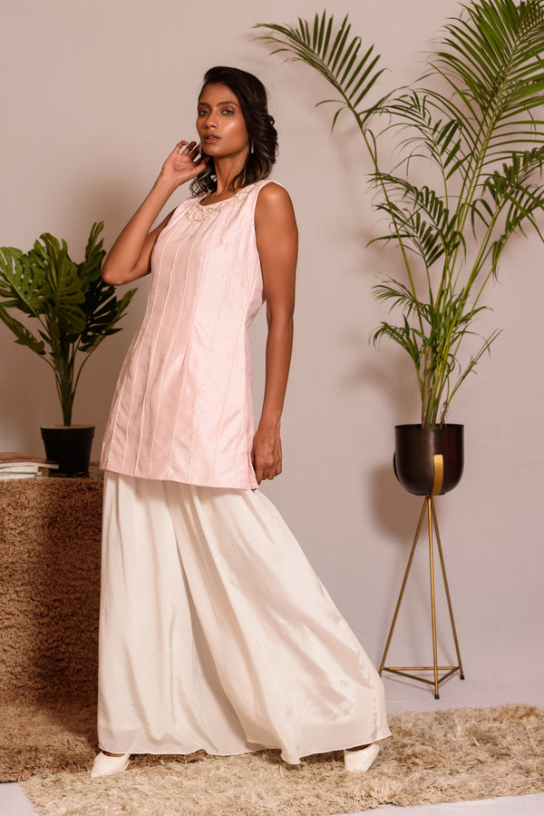 Embroidered tunic top